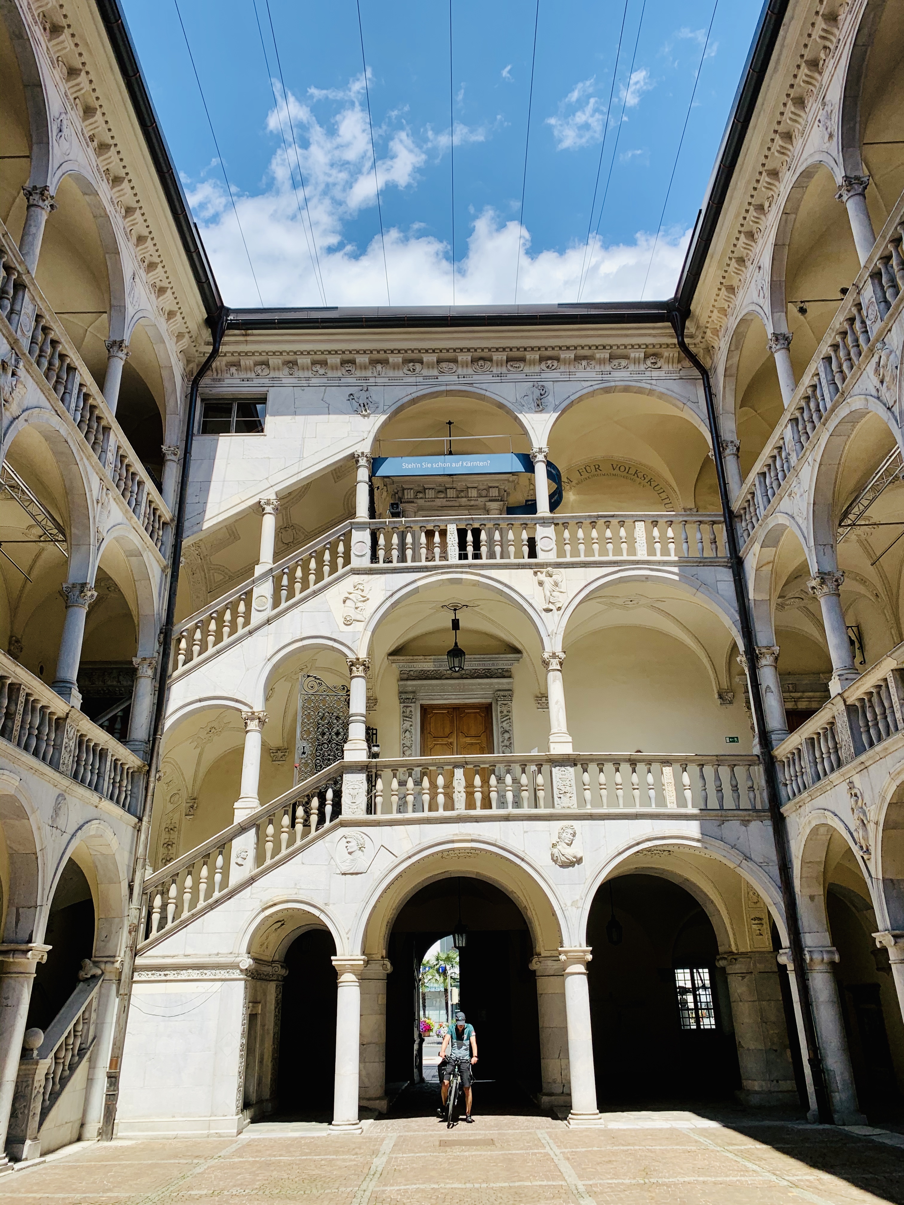 Schloss Porcia Schloss Porcia